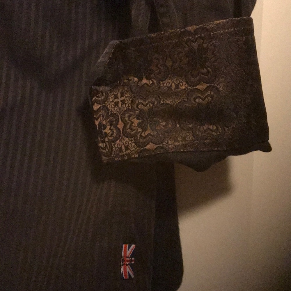 Unique Button Up - image 3